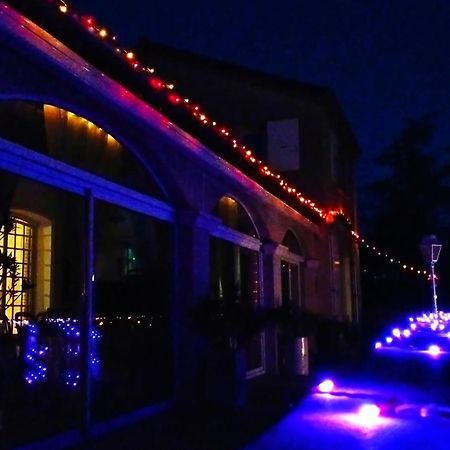 Tikazela - Domaine Ombre Et Lumiere Bed & Breakfast Saint-Jean-de-Muzols Екстериор снимка