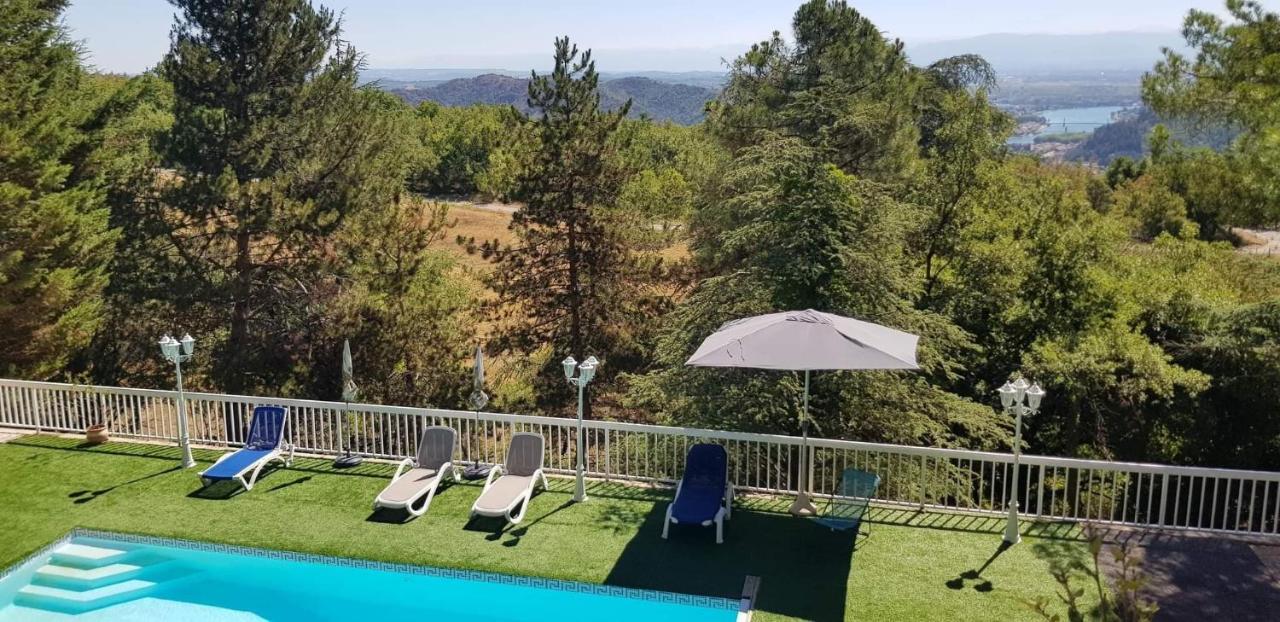 Tikazela - Domaine Ombre Et Lumiere Bed & Breakfast Saint-Jean-de-Muzols Екстериор снимка